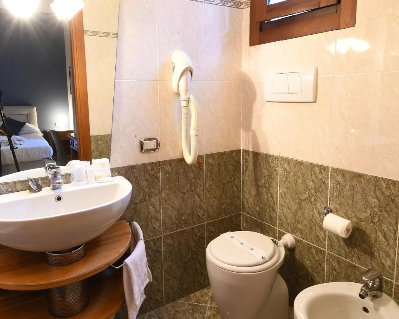 ***  Hotel Cavour Rapallo Italy
